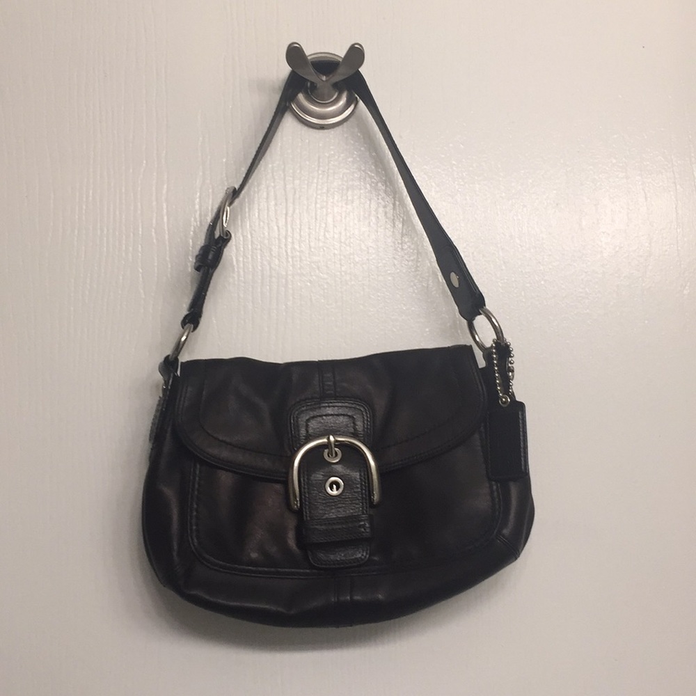 Black coach handbag EUC